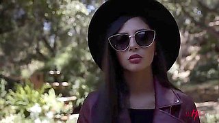 Adelaide - Gianna Dior, Khloe Kapri
