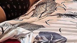 Amateur Babe Hot Pussy Eating Passionately by Lover