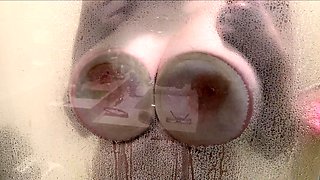 Big boobs milf masturbates with her dildo