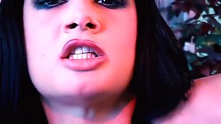 Tory Lane - Has A Hungry Ass