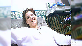 Sarah Poses While Pregnant Clair Gets Her Pussy Shaved