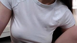 Webcam fun mature brunette with toys cum on cam
