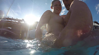 Julia Have Sex! Poolparty!