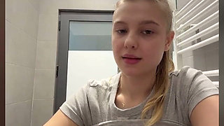 Creampie Pussy. Squirting and Fingering