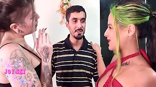 Joy Ski And Lady Milf In Two Little Sluts Sucking The Computer Technicians Huge Dick 9 Min