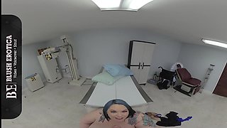 Alexxxis Allure - Alexxxis Is Hot!