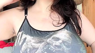 Leann amateur beautiful brunette with big boobs
