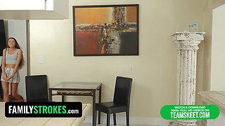 Vivianne Desilva & Mackenize Mace have a steamy family threesome with stepson and stepdaughter