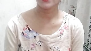 Step sister ko sula kar jabar dasti pel diya hostel me