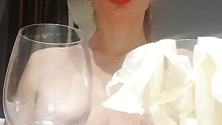 Swallowing several condoms in a glass