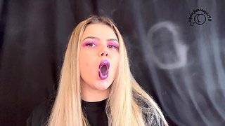 Velvet Vixen: Smoking Seduction