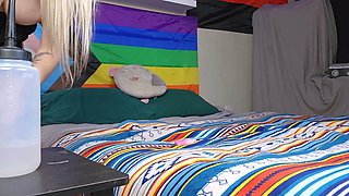 Amateur tranny in stockings solo masturbation