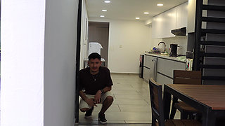Colombian Maid with Great Attributes Pleases the Horny Boss Before Leaving for Work