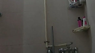 Desi Indian Teen Hot Bathroom Sex