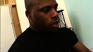 Interracial anal fucking a mature whore in doggystyle