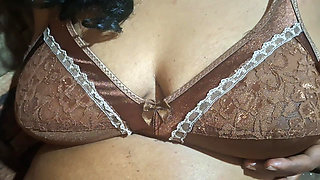 WTF Indian MILF Teases Her Body