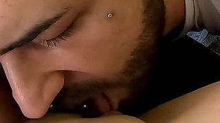 Italian Girl Gets Her Pussy Licked Well in Camporella and Gives a Blowjob