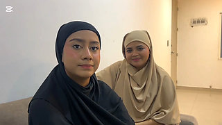 My stepbrother's visit ends up putting inexperienced Muslim women to suck cock part 1