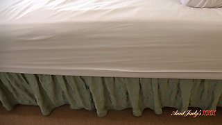 British Milf Ruby Cattrall Gets A Big Young Dick - Hd porn 1080p