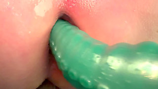 Alien Dildo