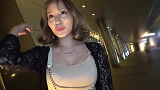 Hカップ巨乳美女がオナニーで絶頂してコスプレ淫乱3Pセックス