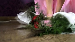 blond princess crush your roses