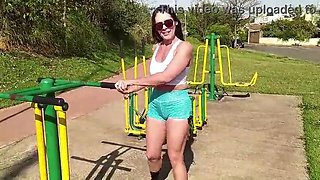 A sizzling teen from the gym gave a deep throat to her intimate trainer and let him finish off in her hatch in public.