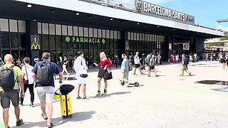 Angie Lynx & Spicy Endy Doll Roughly Explore Barcelona