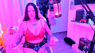 Leann amateur beautiful brunette with big boobs