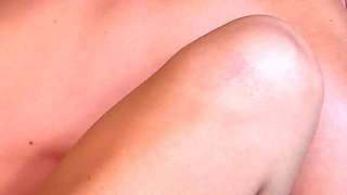 Hot Teen Brunette on Spring Break Makes 1st Naughty Sextape