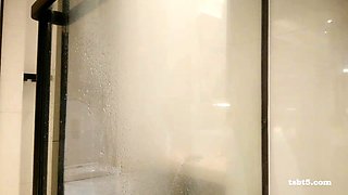 Horny fat arab housewife fingered on amateur hidden cam