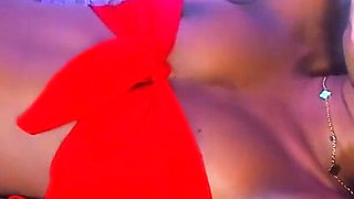 Licking the Used Pussy After the Strap-on: Taste of Gum and Juices