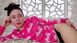 Close up teen foot worship