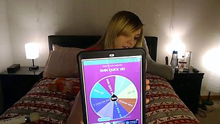 Blonde solo jerking off