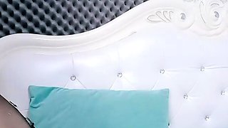 Amateur Blonde Teen Plays Solo with Toy Webcam Porn