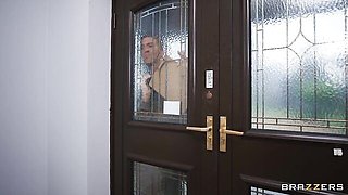 Astonishing doggy style fuck with a gorgeous beauty Alessandra Jane