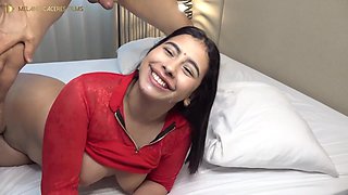 Melanie Caceres captivates with massive, sultry Latina allure