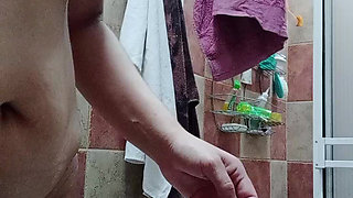 I Fuck My Vagina While I'm Alone at Home