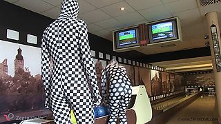 Zentaidolls Visit the Bowling Alley