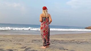 Hot Mature Blonde Wife Gets a Passionate Blowjob and Missionary Fuck in Stockings