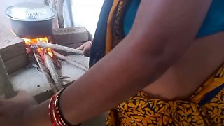 Very hot sex indian cooks aunty