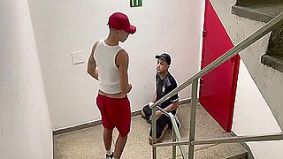 Encontrei Twink Pauzudo Passivo Na Escada Do Predio - Anal Orgasm