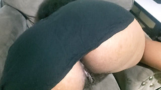 Latina Amateur Shows Sexy Ass & Hairy Pussy in Confidence, Playful Body and Natural