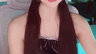 Lewd amateur brunette teen meg davis webcam masturbation