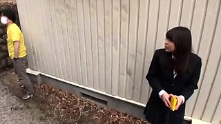 Cute Japanese teen Gives a Tedious Handjob