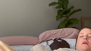 MILF Demos Clitoral Orgasm W Latex Glove