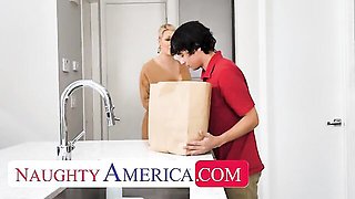 Ryan Keely lures a clueless client inside