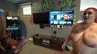 Gamer Gets Interrupted for Pussy