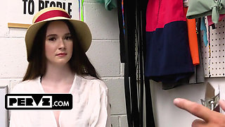 Her Bikini Comes off Very Easily: if She Lets Him Cum on Her Face, She Can Enjoy Her Vacation