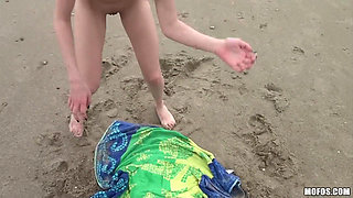 Pervs on Patrol - Jeanie Marie Sulivan Naked on the Beach Why Not Fuck